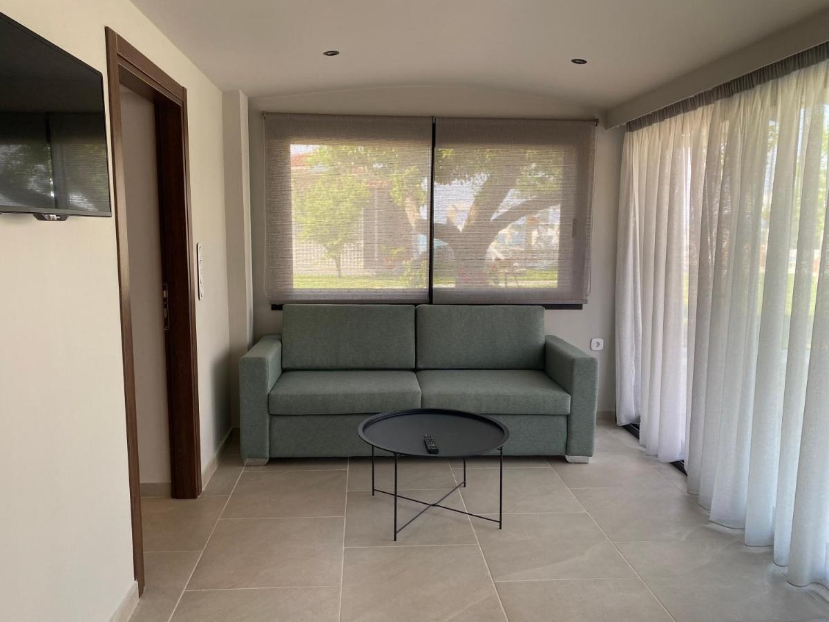 Zinozis Beach Apartments Vourvourou Ngoại thất bức ảnh